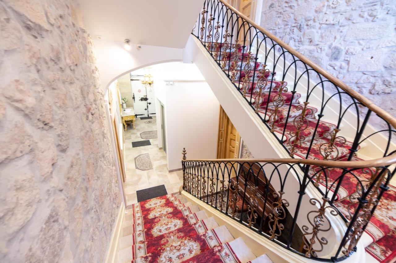 Studio Du Maire Maison De L'Eglise Du Couvent Нарбонна Экстерьер фото